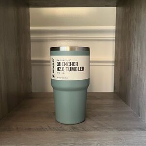 Stanley Quencher H2.0 Flowstate Quencher Tumbler Shale